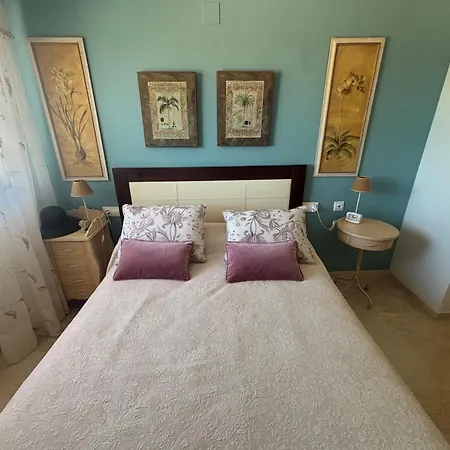 Puerta Marinas-serviden Apartment